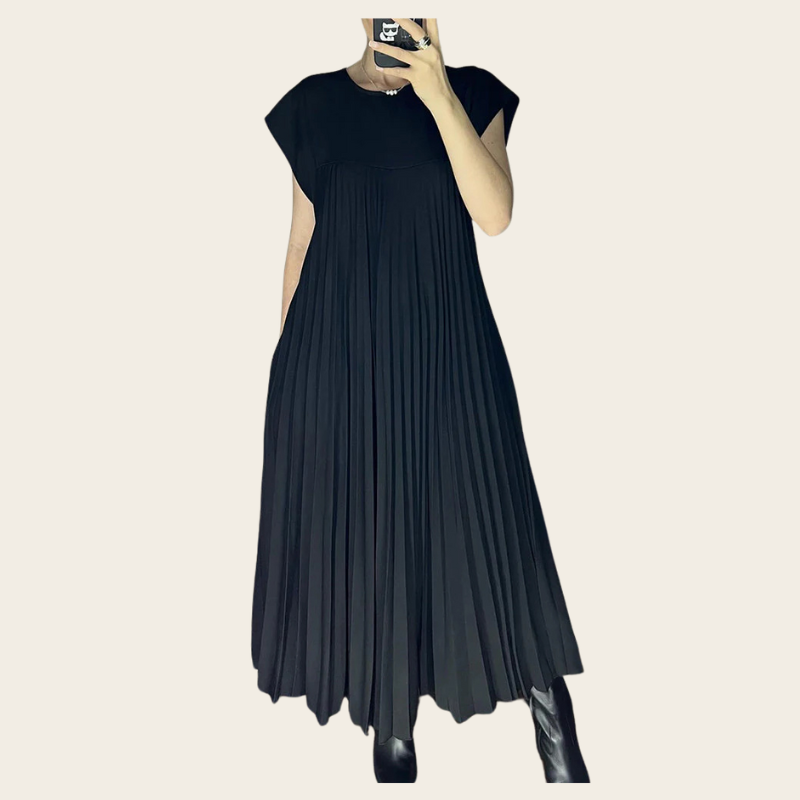 Ella - Pleated Maxi Dress