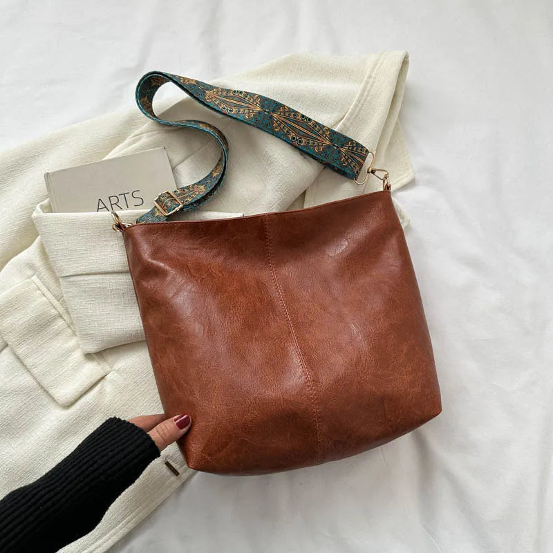 Nicole - Shoulder Handbag